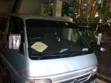 Toyota Dolphin Super Gl 172 2002 Van
