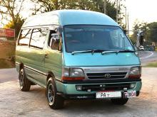 Toyota Dolphin Super Long 2002 Van