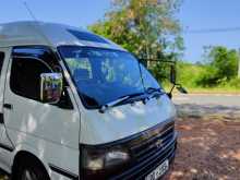 Toyota Dolphin Super Long 182 2001 Van