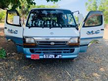 Toyota Dolphin 1996 Van