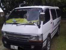 Toyota Dolphin 2003 Van