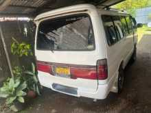 Toyota Dolphin Lh109 1995 Van
