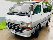 Toyota Dolphin SUPER GL 2003 Van