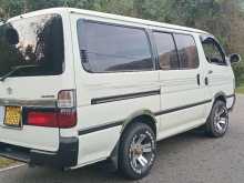https://riyasewana.com/uploads/toyota-dolpin-102-14748014813.jpg