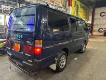 Toyota Dolphin 162 2001 Van