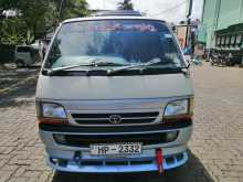 Toyota Dolphin 172 1999 Van