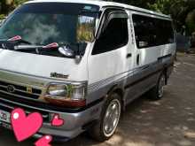 Toyota Dolphin 172 1999 Van