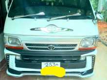 Toyota Dolphin 1994 Van