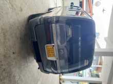 https://riyasewana.com/uploads/toyota-dolpin-1998-117593012772.jpg