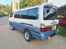Toyota Dolphin 2006 Van
