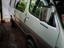 Toyota Dolphin 1997 Van