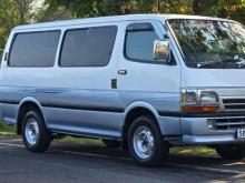 Toyota Dolphin 1990 Van