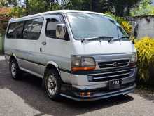 Toyota Dolphin 1999 Van