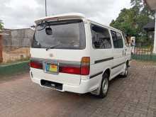 https://riyasewana.com/uploads/toyota-dolpin-kota-231821564702.jpg