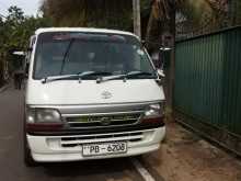 Toyota Dolphin LH 172 2002 Van