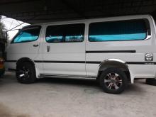 Toyota Dolphin 2002 Van