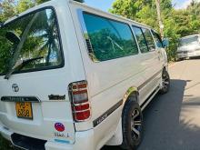 Toyota Dolphin LH172 2002 Van