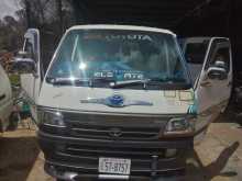 Toyota Dolphin LH109 1992 Van