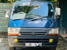 Toyota Dolphin LH 172 1999 Van