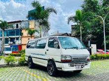 Toyota Dolphin LH113 1998 Van