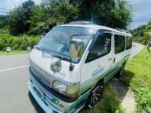 Toyota Dolphin LH102 1990 Van