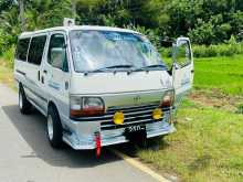 Toyota Dolphin LH113 1997 Van