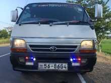 Toyota Dolphin 1990 Van