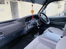 https://riyasewana.com/uploads/toyota-dolping-lh113-2219455124553.jpg