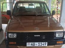 Toyota Double Cab 1986 Pickup