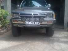 Toyota Double Cab 1988 Pickup