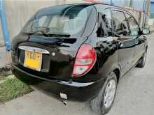 Toyota Duet 2000 Car