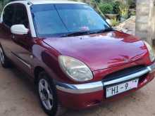 Toyota Duet 2000 Car