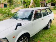 Toyota DX Wagon KE 72 1983 Car
