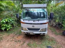 Toyota Dyna 2001 Lorry