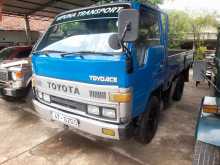 Toyota Dyna 1992 Lorry