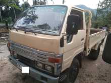 Toyota Dyna 1990 Lorry