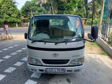 Toyota Dyna 2003 Lorry
