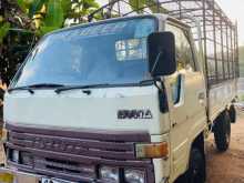 https://riyasewana.com/uploads/toyota-dyna-131206494361.jpg