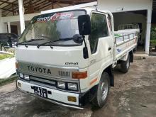 Toyota Dyna 1989 Lorry