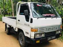 Toyota Dyna 150 1993 Lorry