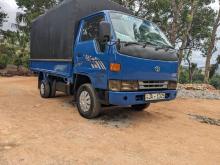 Toyota Dyna 1999 Lorry