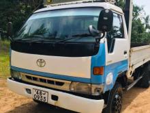 https://riyasewana.com/uploads/toyota-dyna-151223186756.jpg