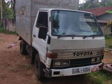 Toyota Dyna 2000 Lorry