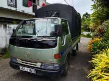 Toyota Dyna 2002 Lorry
