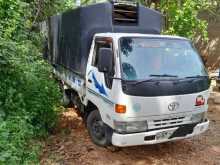 https://riyasewana.com/uploads/toyota-dyna-161246285002.jpg