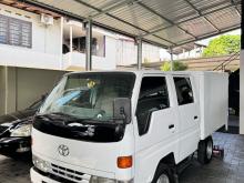 Toyota Dyna 2002 Crew Cab