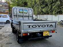 https://riyasewana.com/uploads/toyota-dyna-181708334703.jpg