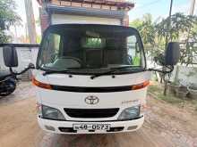 Toyota Dyna 1974 Lorry