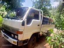 https://riyasewana.com/uploads/toyota-dyna-1984-1813025912062.jpg