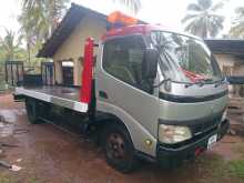 Toyota Dyna 1987 Lorry